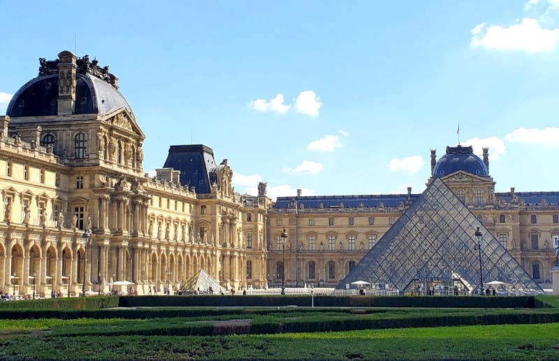 Louvre