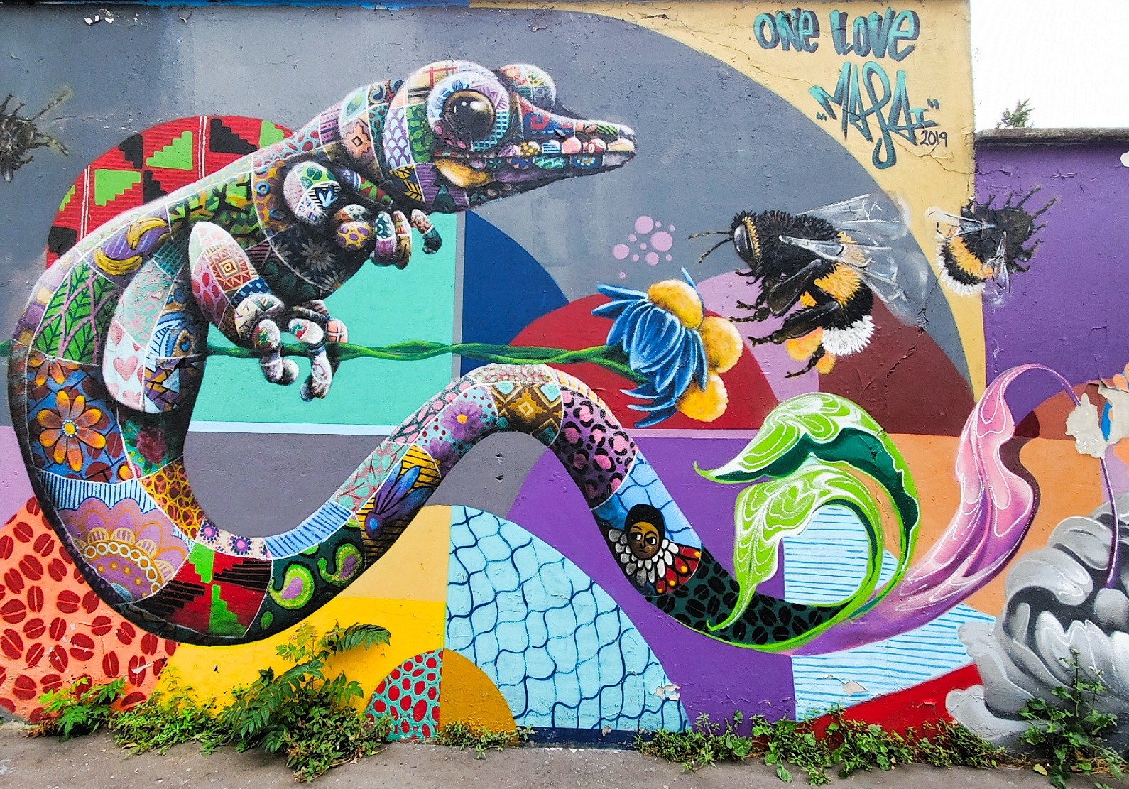 Paris insolite  street art rue de l'Ourcq