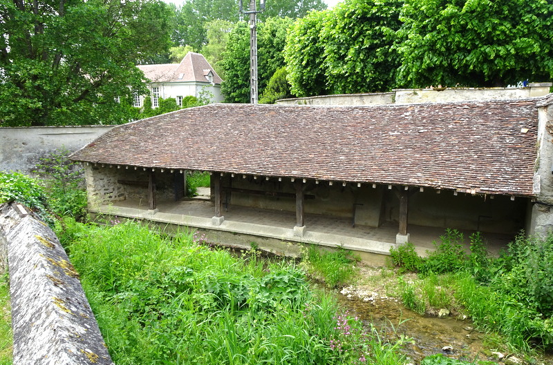 Crécy-la-Chapelle lavoir Crécy-la-Chapelle lavoir