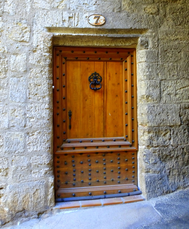 Les magnifiques portes médiévales de Pézenas Les magnifiques portes médiévales de Pézenas