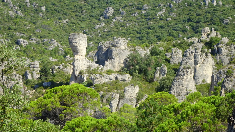 Le site Salagou-Mourèze : découvrir le cirque de Mourèze Le site Salagou-Mourèze : découvrir le cirque de Mourèze
