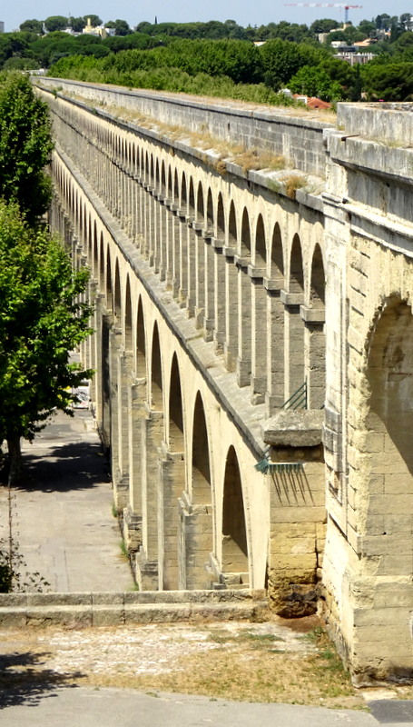 L'aqueduc Saint Clément L'aqueduc Saint Clément