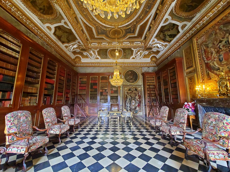Grand salon de Vaux le Vicomte Grand salon de Vaux le Vicomte