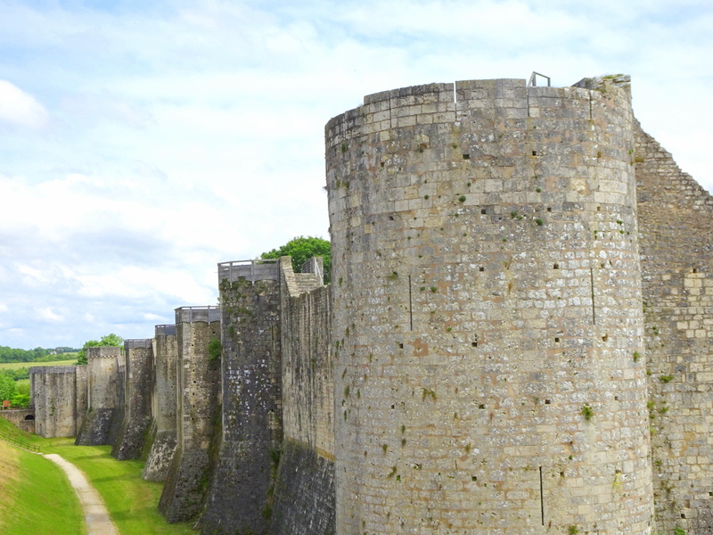 Les remparts de Provins Les remparts de Provins