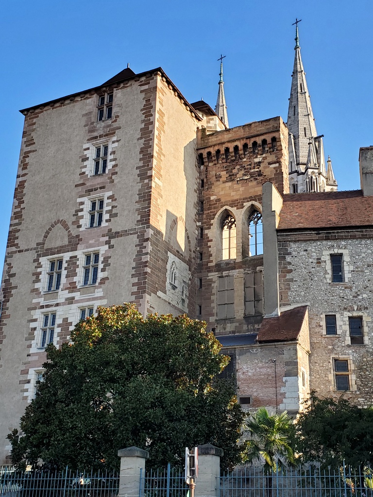Le château des Ducs de Bourbon Le château des Ducs de Bourbon