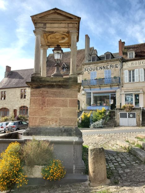 Souvigny village Souvigny village