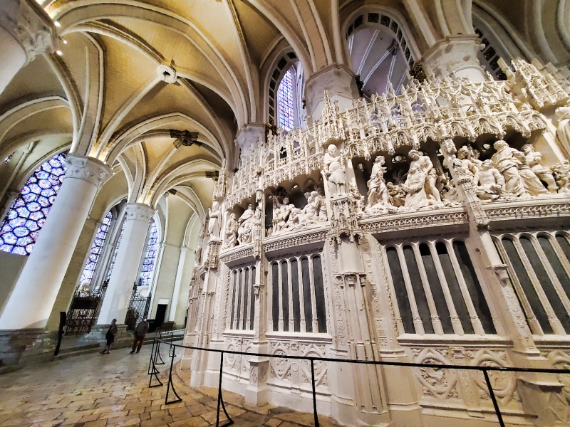 Cathédrale de Chartres intérieur Cathédrale de Chartres intérieur