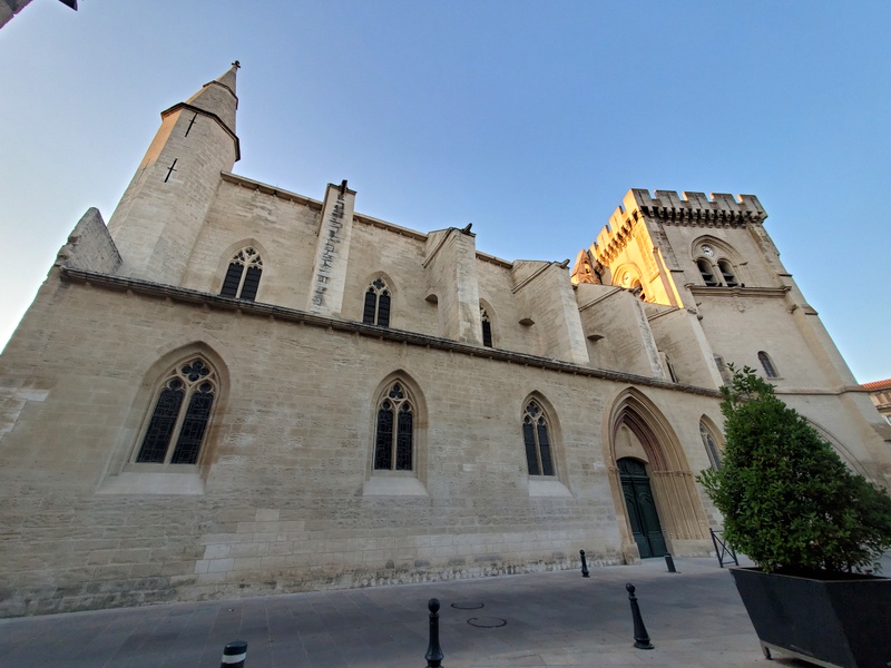 Villeneuve-lès-Avignon Villeneuve-lès-Avignon