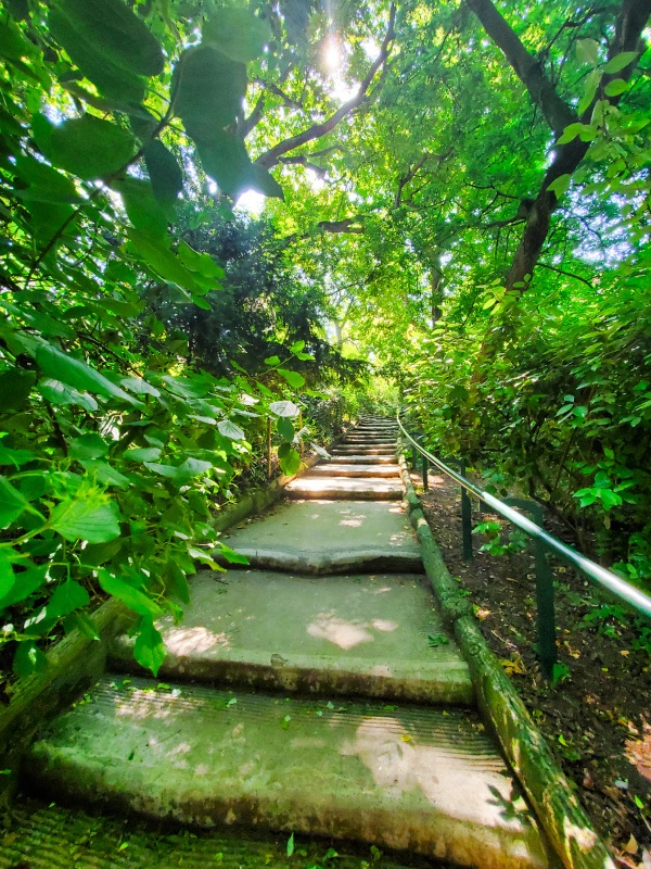 Visites originales à faire à Paris : Buttes Chaumont 