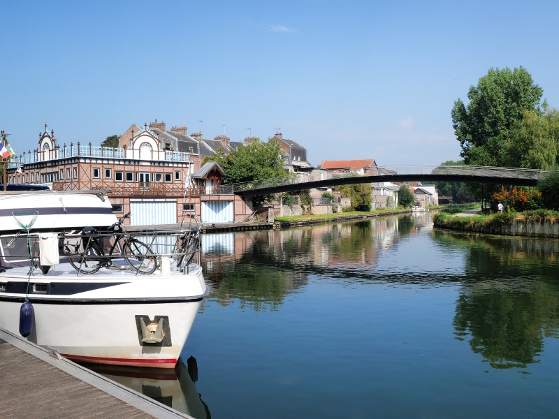Que faire à Amiens : Chemin de Halage Que faire à Amiens : Chemin de Halage