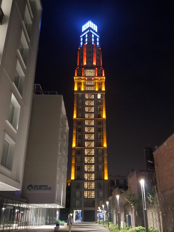 Amiens : Tour Perret Tour Perret illuminée