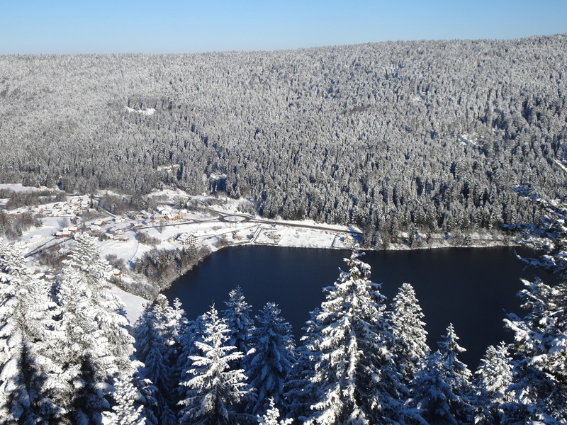 Massif des Vosges en hiver : Tour de Mérelle à Gérardmer Vosges en hiver : Tour de Mérelle à Gérardmer 2