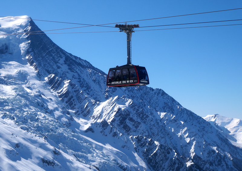 Téléphérique de l'Aiguille du Midi Téléphérique de l'Aiguille du Midi