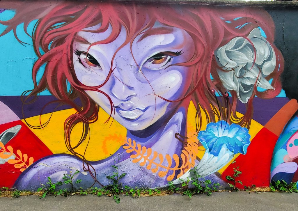 Street art à Paris le long du Canal de l'Ourcq Street art Canal de l'Ourcq