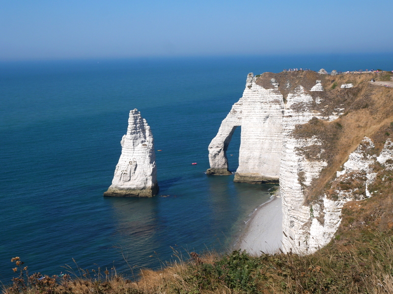 Que faire à Etretat ? Découvrir les falaises ! Que faire à Etretat ? Découvrir les falaises !