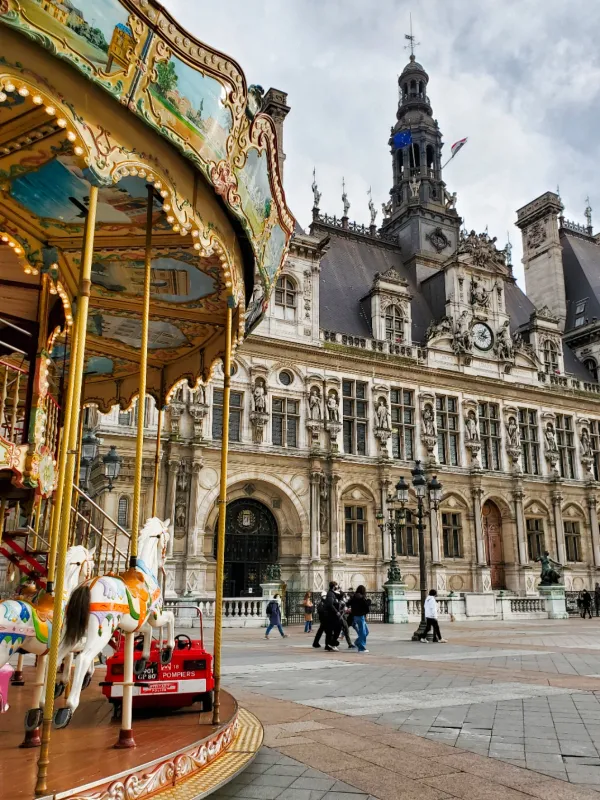 Faire un free tour en anglais avec Civitatis - Paris Hôtel de Ville
