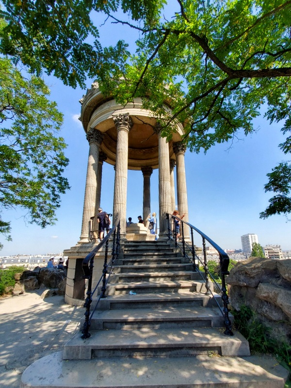 Les Buttes Chaumont Visite gratuite Paris