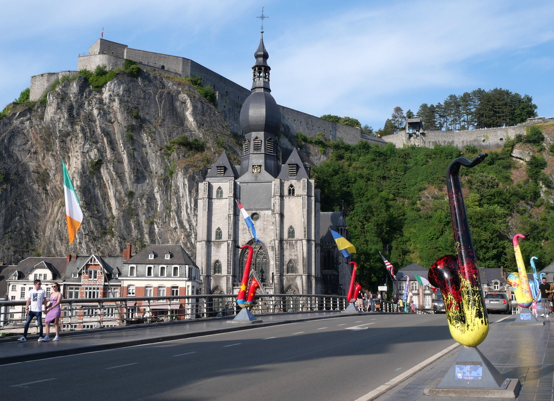 Le pont Charles de Gaulle Dinant Le pont Charles de Gaulle Dinant