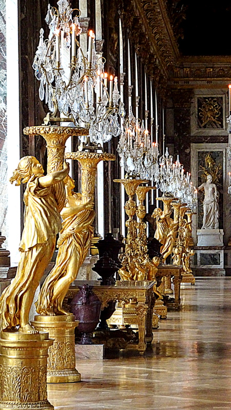 La Galerie des Glaces ou Grande Galerie La Galerie des Glaces ou Grande Galerie