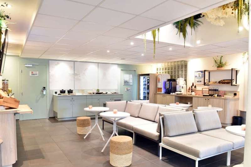 Hôtels pas chers et bien situés à la Rochelle : l'Hôtel Kyriad La Rochelle Centre-ville Hôtels pas chers et bien situés à la Rochelle : l'Hôtel Kyriad La Rochelle Centre-ville