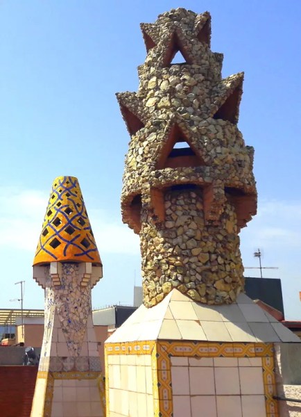 Le toit du Palais Guell Barcelone Le toit du Palais Guell Barcelone