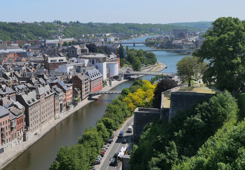 Meuse à Namur Se promener le long de la Meuse à Namur