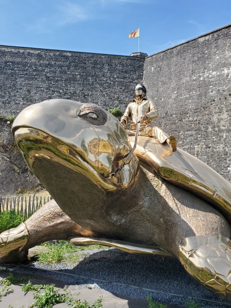 Jan Fabre Namur - la sculpture de Jan Fabre