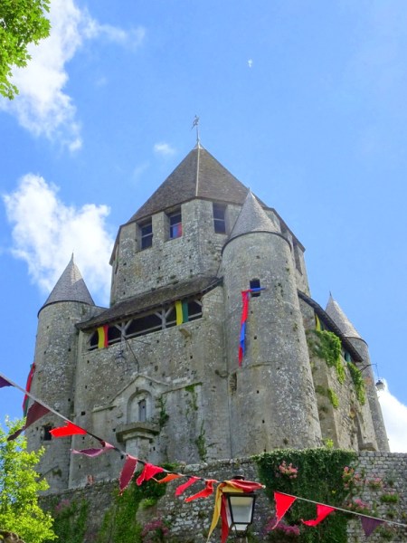 La cité médiévale de Provins La cité médiévale de Provins