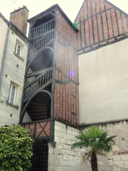 Place Plumereau Tours