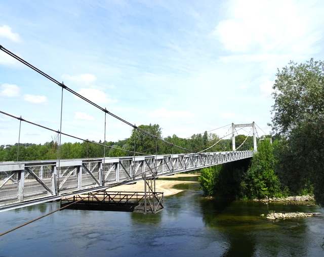 Le pont suspendu Tours Le pont suspendu Tours