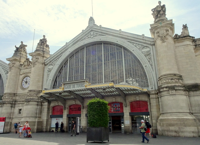 La gare de Tours La gare de Tours