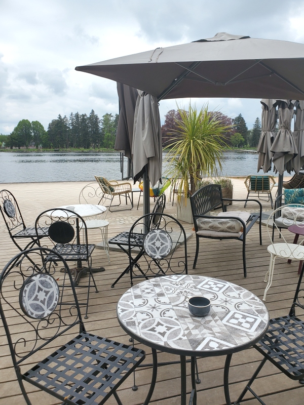 Que faire à Vichy : guinguettes du Lac d'Allier Que faire à Vichy : guinguettes du Lac d'Allier