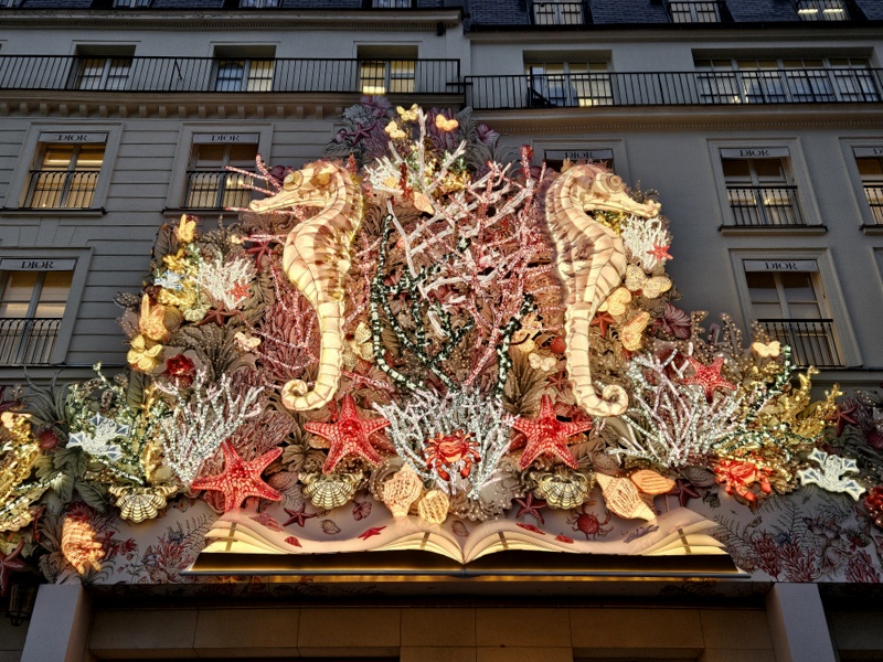 Noël Paris rue Saint Honoré Noël Paris rue Saint Honoré