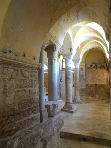La Crypte Mérovingienne (Jouarre) La Crypte Mérovingienne (Jouarre)