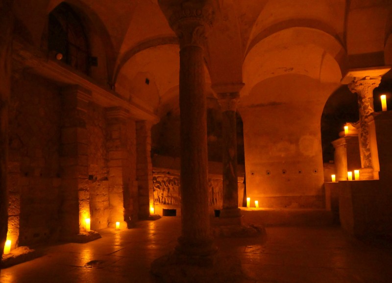 La Crypte Mérovingienne (Jouarre) La Crypte Mérovingienne (Jouarre)