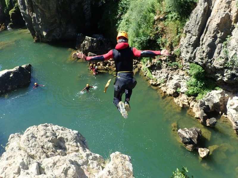 Activités à Saint Guilhem le Désert Activités à Saint Guilhem le Désert