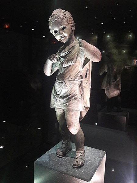Musée de l'Ephèbe Musée de l'Ephèbe