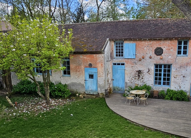 Auberge de l'Œuf Dur Saint Cyr sur Morin Auberge de l'Œuf Dur Saint Cyr sur Morin
