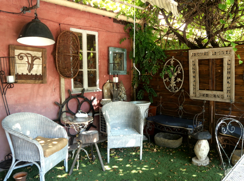 Les villages d'antiquaires Sorgue Les villages d'antiquaires Sorgue