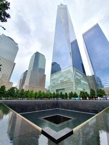 Le Mémorial du 11 Septembre 2001 Le Mémorial du 11 Septembre 2001