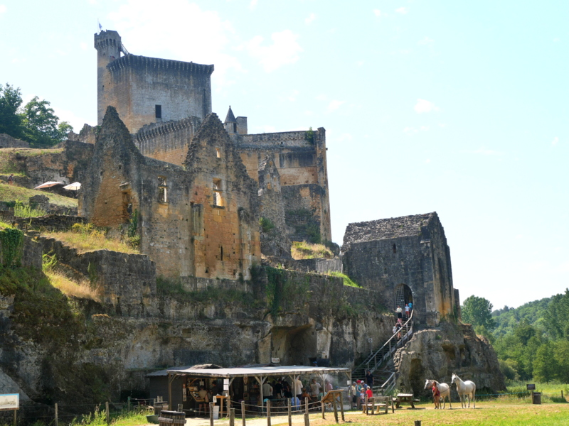 Le Château de Commarque Le Château de Commarque