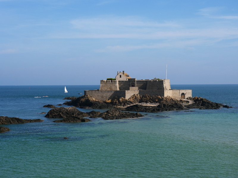 Les îles au large de Saint-Malo : Fort National Les îles au large de Saint-Malo : Fort National