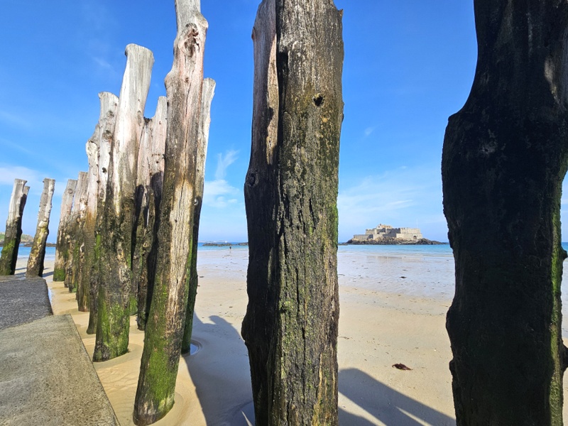 La plage de l'Éventail et la plage du Sillon La plage de l'Éventail et la plage du Sillon