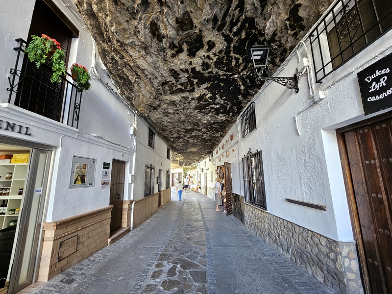 A visiter autour de Ronda : Setenil de las Bodegas A visiter autour de Ronda : Setenil de las Bodegas