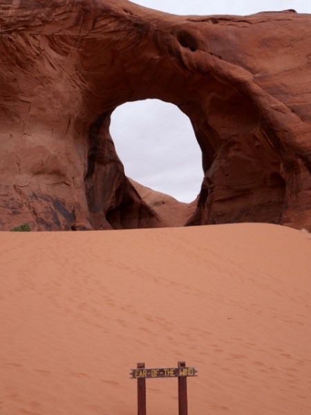 Monument Valley - L'oreille du vent Monument Valley - L'oreille du vent