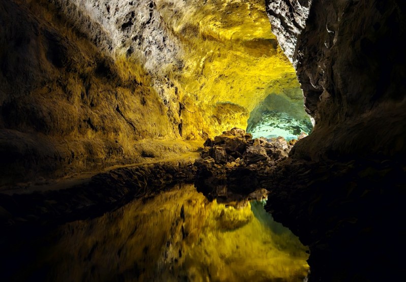 Cueva de los Verdes Cueva de los Verdes